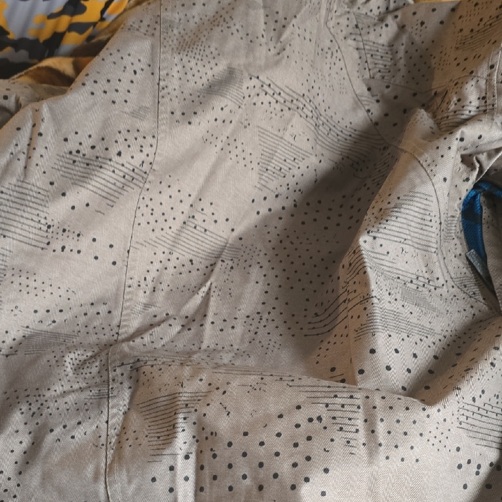 Volcom Kids Gray Patterned Raincoat - image 11